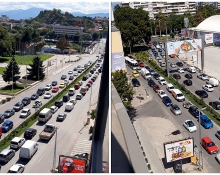 Брутална тапа на моста на Панаира, а пробивът на Водната палата дори не е започнал