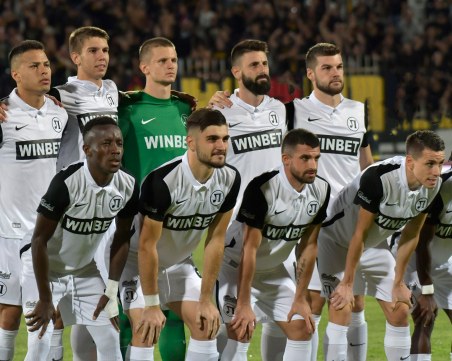 Локомотив излъга Септември в София