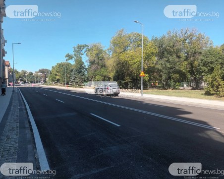Най-после! Пуснаха движението по ул. 