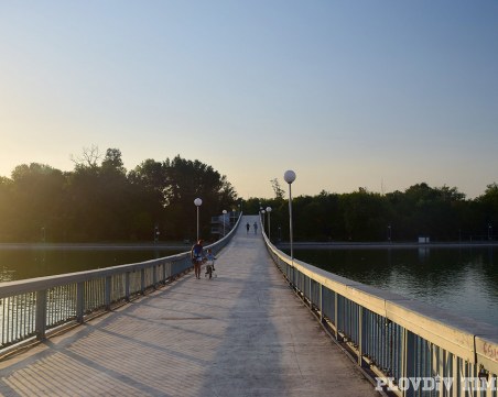 Вятърът утихва в Пловдив, температурите до 27 градуса