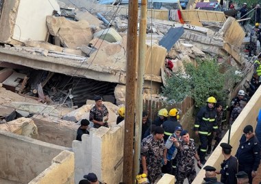 Четириетажна сграда се срути в йорданската столица Аман а под руините