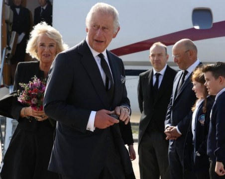 Чарлз III на първо посещение в Северна Ирландия като крал