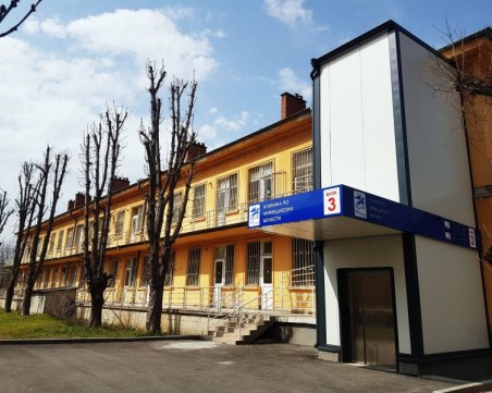 65 са натровените деца от Спортното в Пловдив, 12 остават в болница