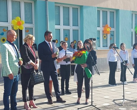 Увеличават се децата и учениците в община 