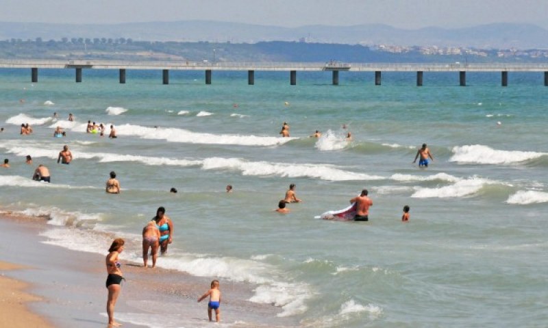 61-годишен мъж се удави на плажа в Бургас днес по