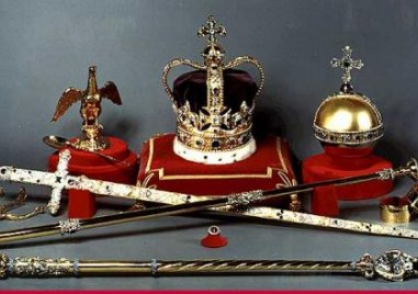 Бог да пази краля тези думи на нацията затвориха една