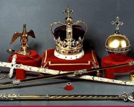 Каква е разликата между крал и кралица?