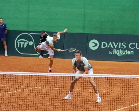 Историческа победа прати България на прага на Световна група I за Купа Дейвис