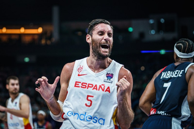 Испаният е новият европейски шампион по баскетбол, след като тимът
