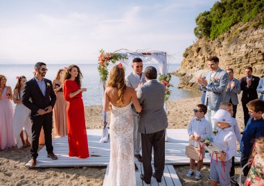 Огромни печалби за Гърция от сватбен туризъм Чужденци от цял