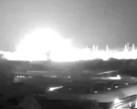 Киев обвини Русия за мощен обстрел по Запорожката АЕЦ