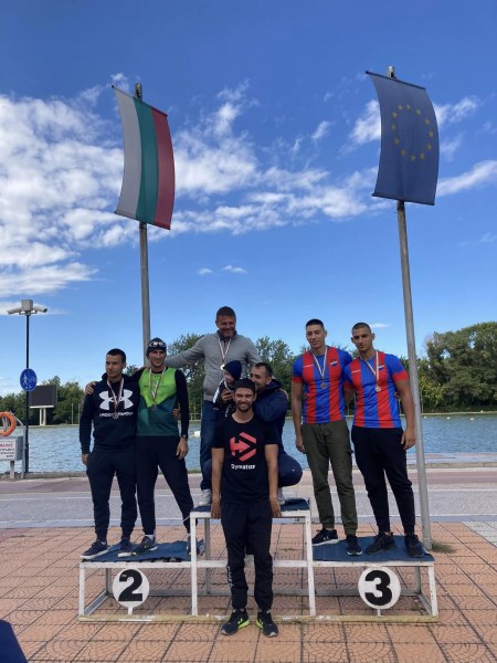 Състезателите на пловдивския клуб Чипилски завършиха с 12 медала от