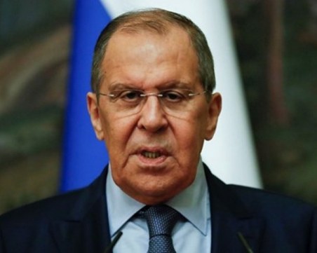 Лавров за референдумите: Жителите на Донбас искат да са господари на съдбата си