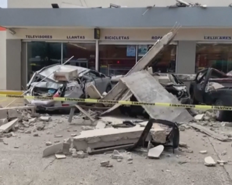 Жертва, разрушения и липса на електричество след мощното земетресение в Мексико