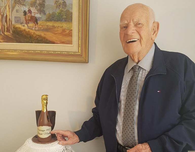 Най-възрастният мъж в Австралия е починал на 110 години