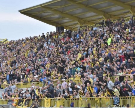 Феновете на Ботев: Общината забрани провеждането на общественото обсъждане, но ние ще бъдем там и ще очакваме отговори