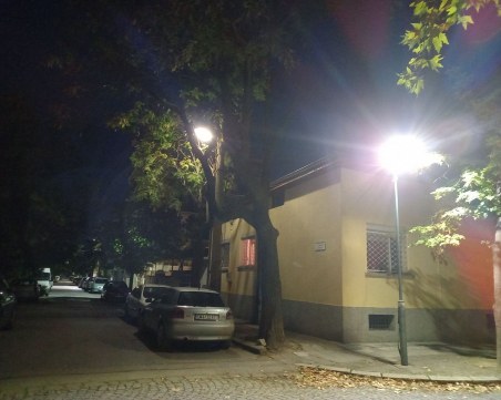 Съдийският квартал грейна с ново осветление