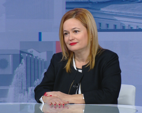 Теодора Георгиева: Очакваме в началото на другата седмица да получим Акт 16 за интерконектора с Гърция