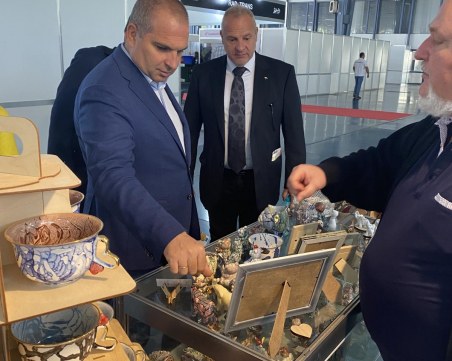 Гроздан Караджов на Панаира в Пловдив: Държавата трябва да подпомогне технологичното обновяване на малкия бизнес