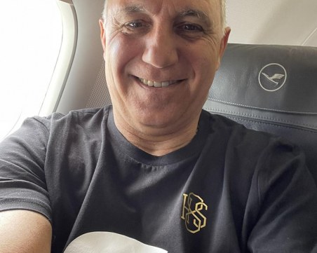 Стоичков: Не забравяйте никога, че сме чеда на велика нация