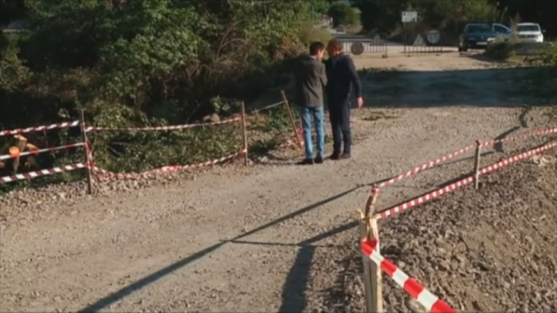 Пускат движението по разрушения от потоп мост между Дъбене и Войнягово