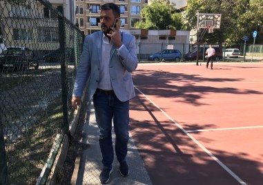 Район Централен започна ремонт на спортните площадки съобщи кметът Георги