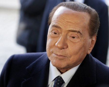 Берлускони: Путин е бил принуден от руското население и от антуража си да нахлуе в Украйна