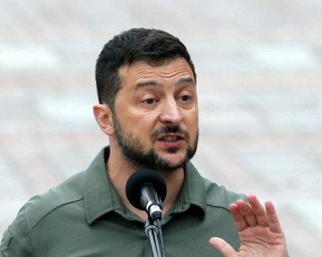 Зеленски: Мобилизацията в Русия е признание, че нейната кадрова армия не издържа и се разпадна