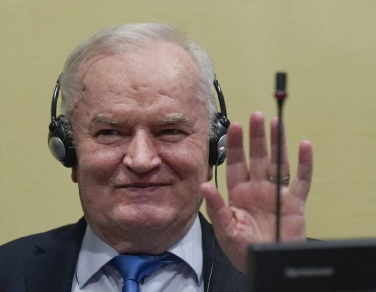 Изписаха Ратко Младич от болницата, върнаха го в затвора