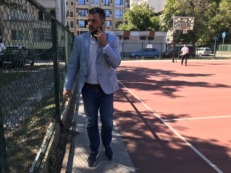 Район Централен“ започна ремонт на спортните площадки, съобщи кметът Георги