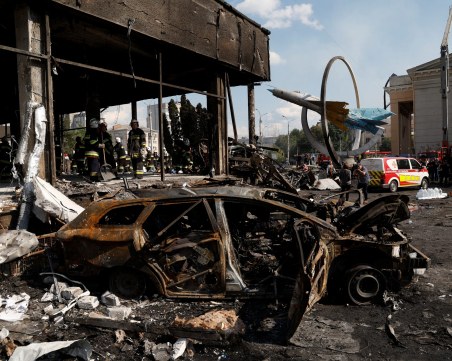 Русия с масирани ракетни удари в Украйна, разрушена е и стена на язовир