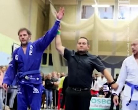 Том Харди се появи изненадващо на турнир по джиу джицу и го спечели