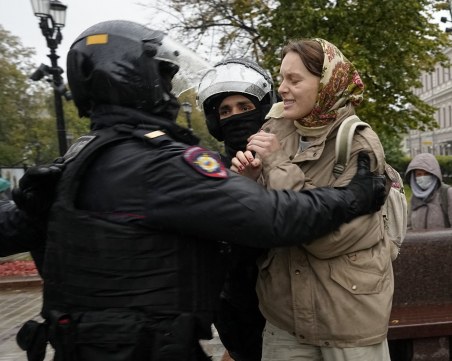 Гняв сред поддържници на Кремъл: Мобилизират грешни хора, все едно призовките са от Киев