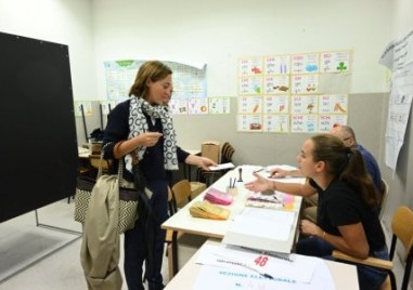 Крайнодясната партия Братя на Италия на Джорджа Мелони е победител