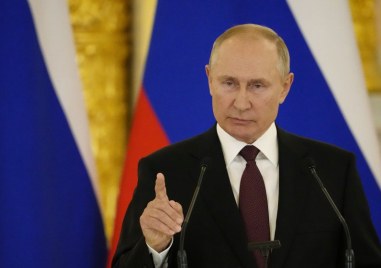 Руският президент Владимир Путин увери днес че референдумите организирани от