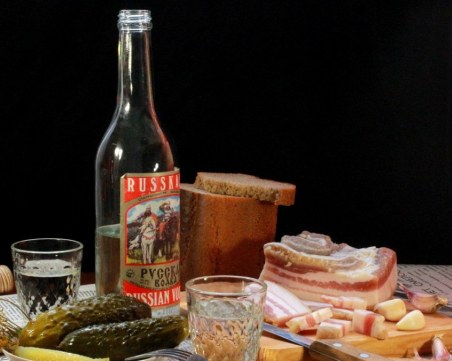 Русия вдига цената на водката