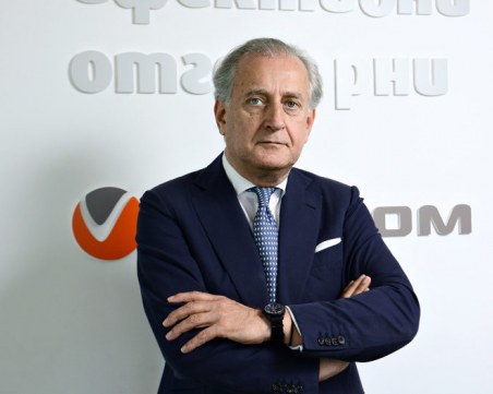 Спас Русев купи 