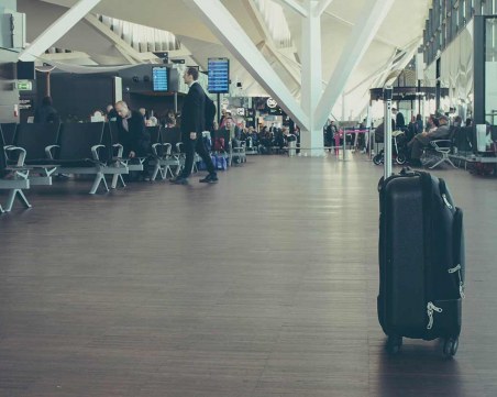 Външно призовава българите да не пътуват в Русия