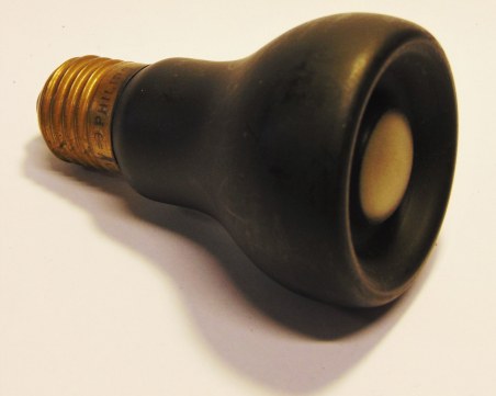 За какво са служили черните крушки по време на Втората Световна война