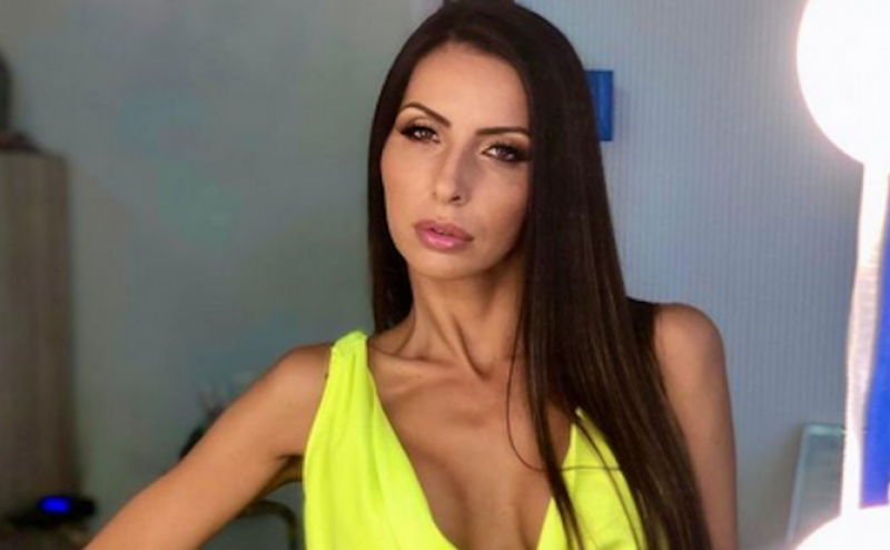 Диана Габровска официално стана порнозвезда