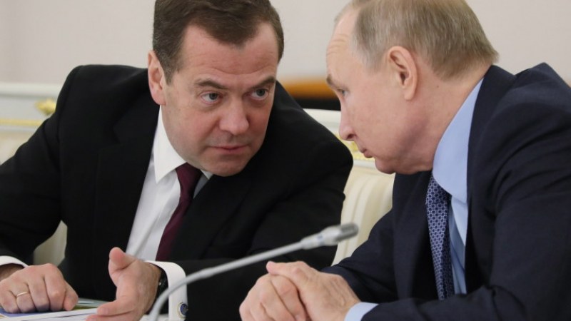 Медведев: НАТО няма да се намеси, дори и да използваме ядрено оръжие