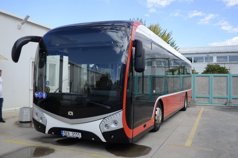 Първият електробус тръгва в Пловдив,  трябват още 284