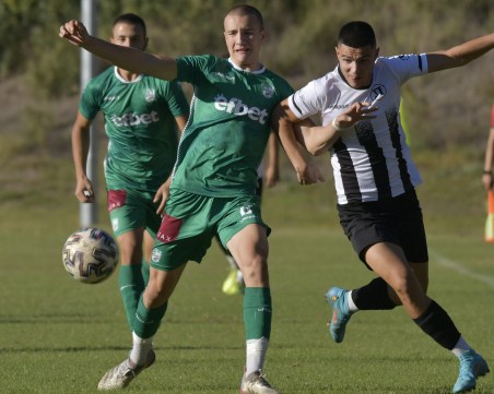 Локомотив II загуби като домакин от дубъла на Берое