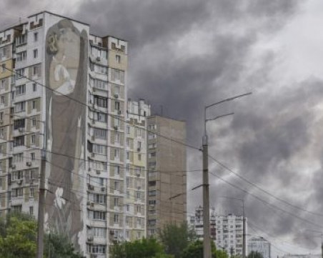 Ракета е ударила жилищен район в Днипро, има загинали
