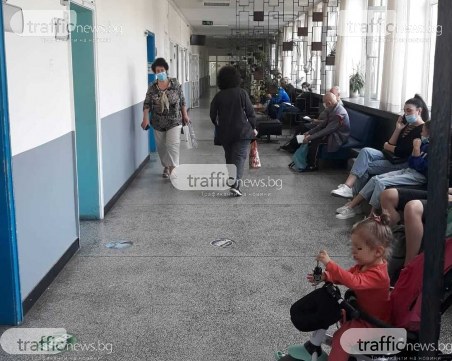 Кентавър или есенен вирус? Пловдивчани с висока температура и болки в гърлото пълнят лекарските кабинети