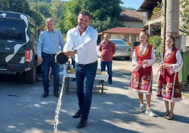 С признателност и уважение се обърна кметът на община Родопи