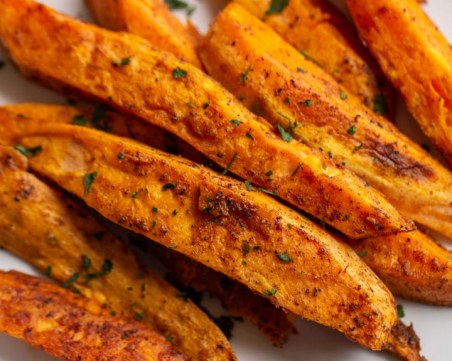 Бърза рецепта за сладки картофи с подправки на фурна