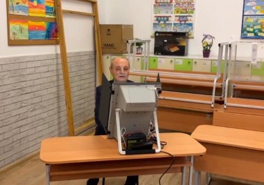 Ахмед Доган даде своя глас}
