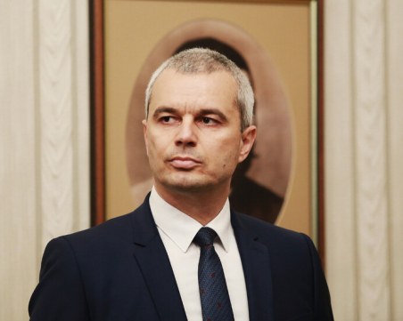 Костадин Костадинов: България трябва да взима решения сама и да не участва във военни конфликти