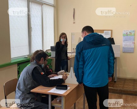 Неявли се членве на СИК и в Пловдив, 290 души са се отказали вчера